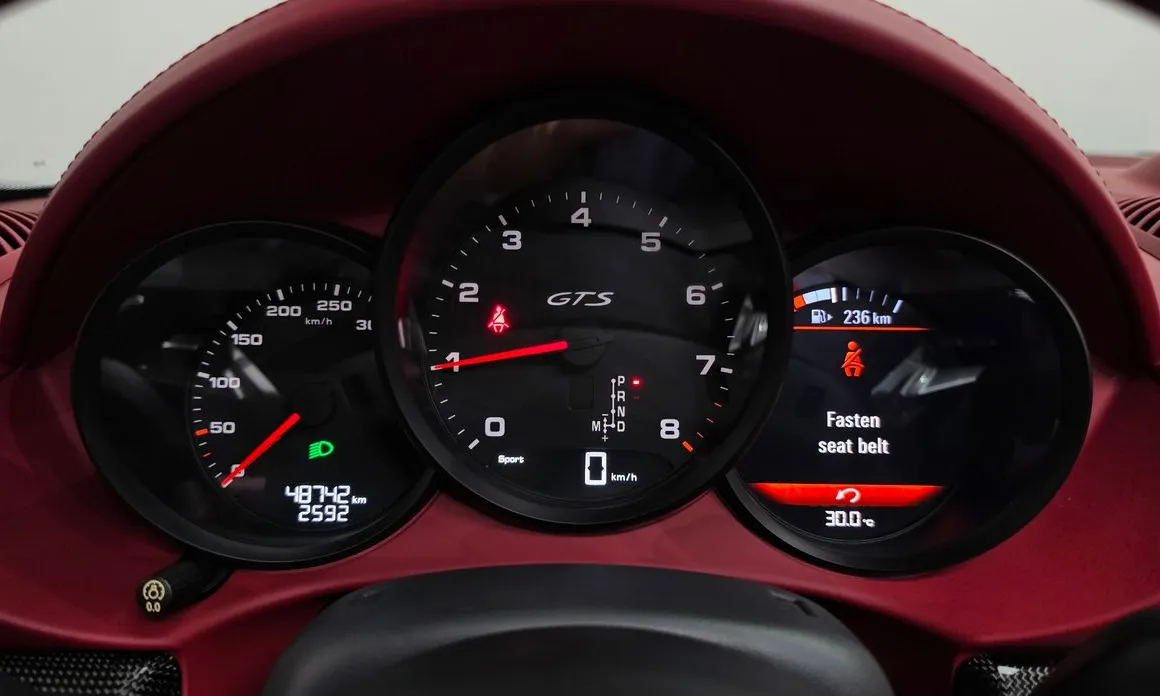 Porsche 718