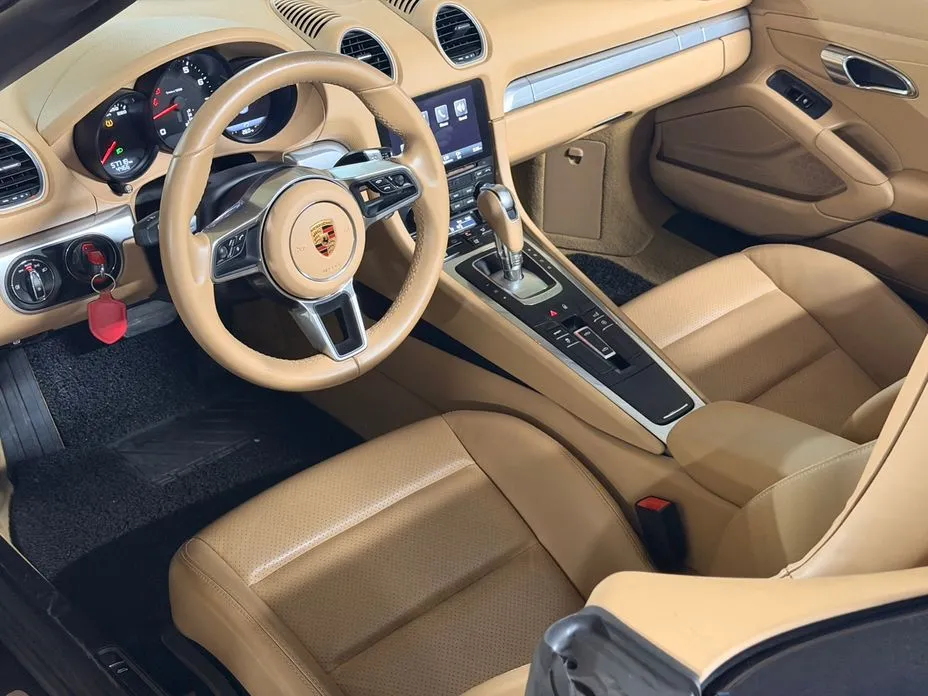 Porsche 718