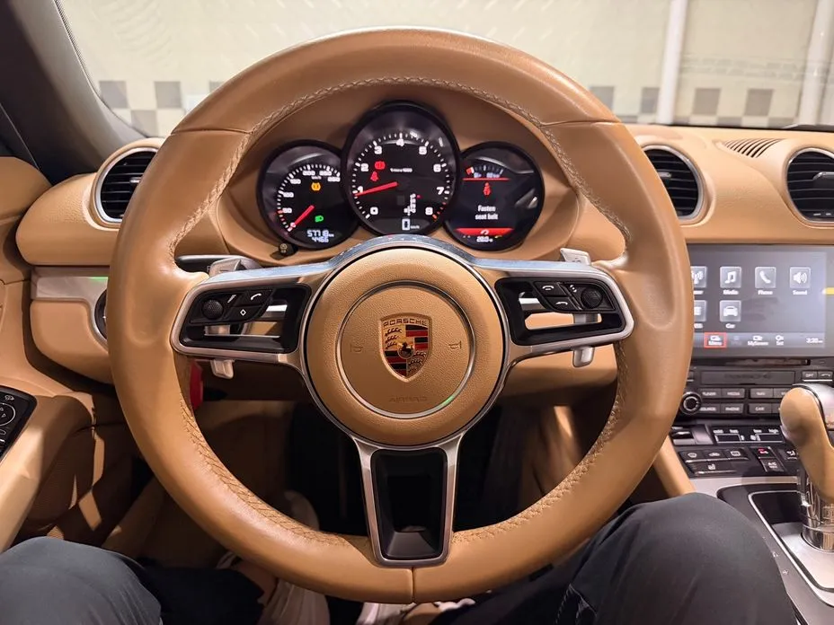 Porsche 718