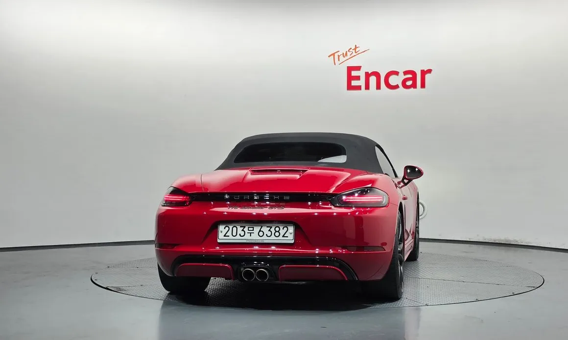 Porsche 718