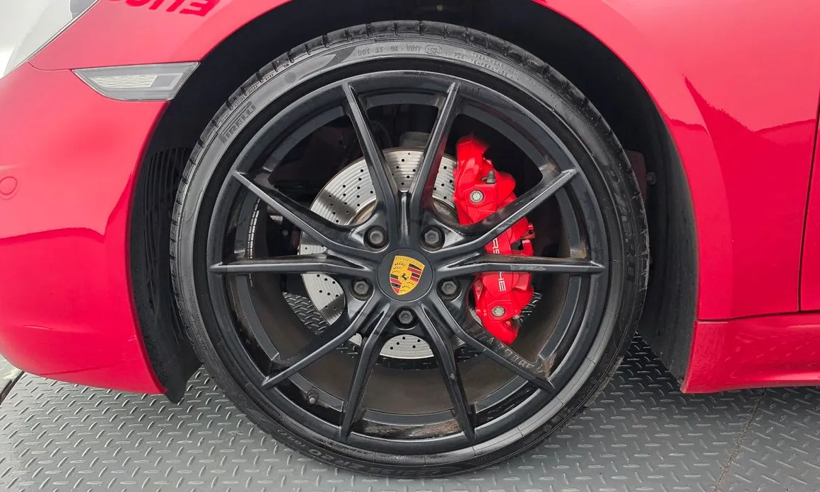 Porsche 718