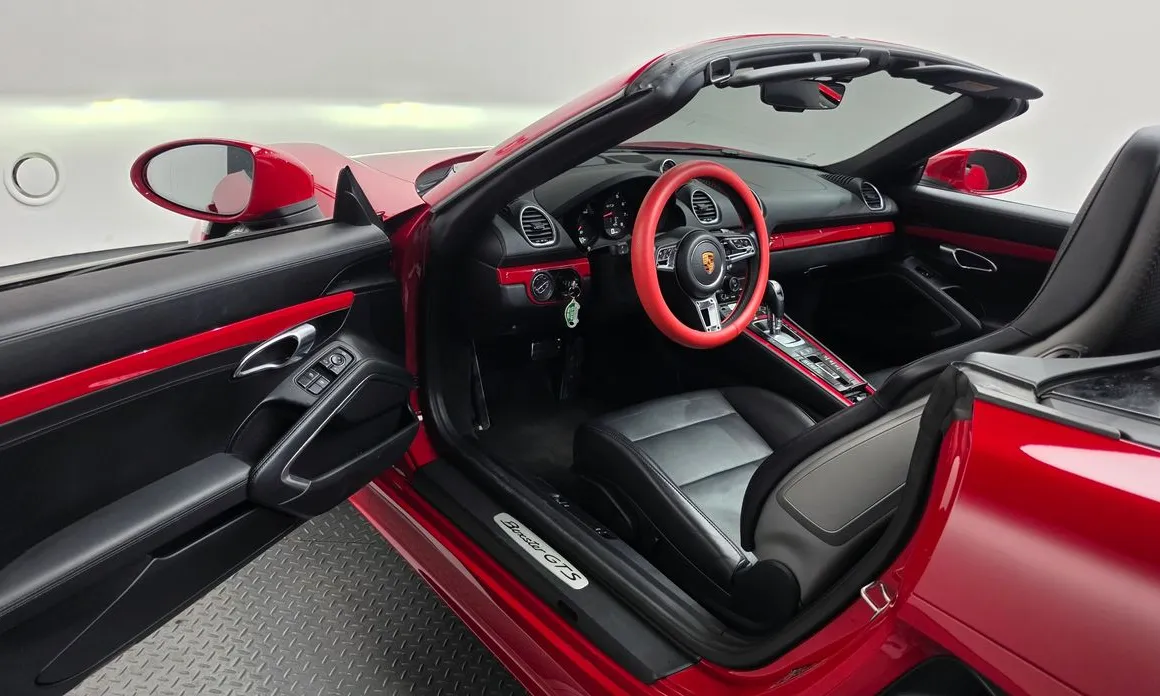 Porsche 718
