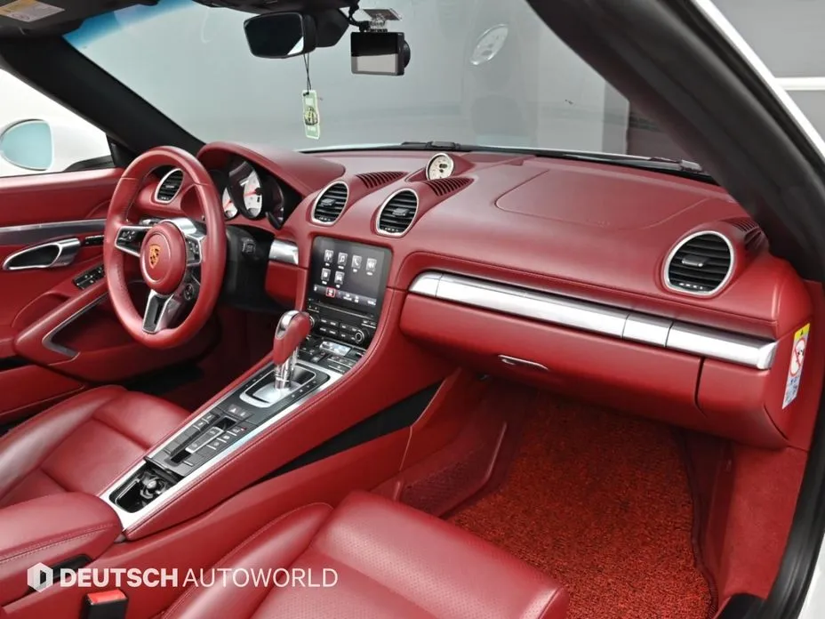 Porsche 718