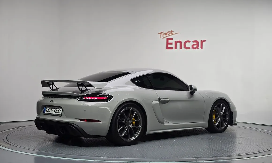 Porsche 718