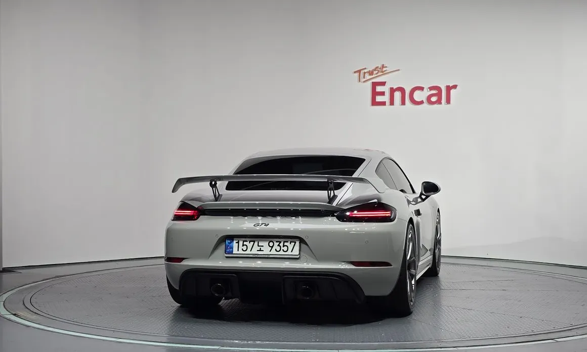 Porsche 718