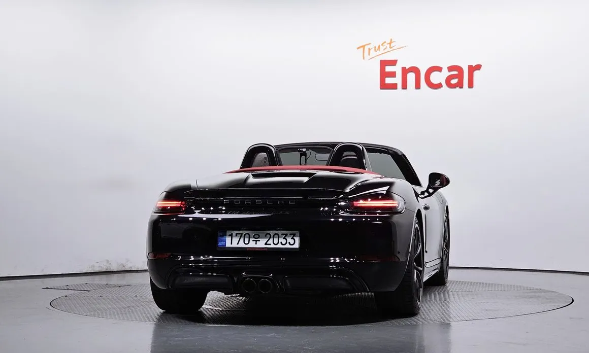 Porsche 718