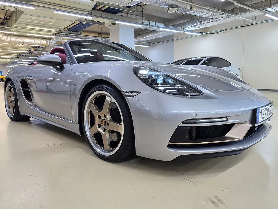 Porsche 718
