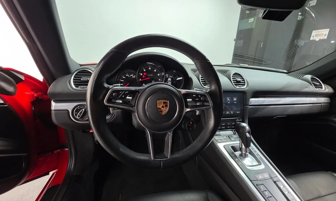 Porsche 718