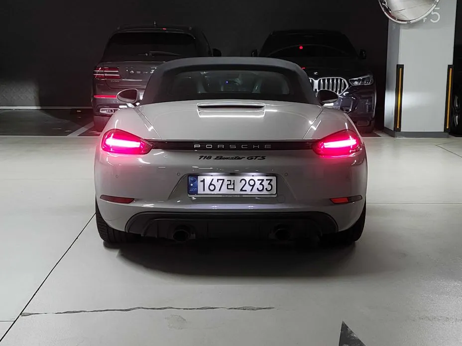 Porsche 718