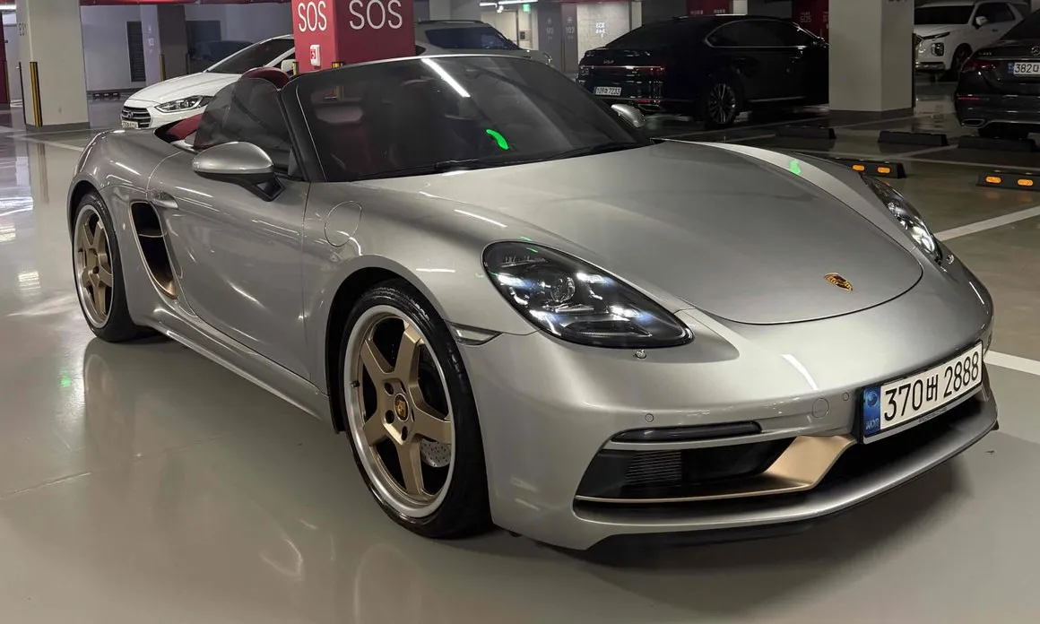 Porsche 718