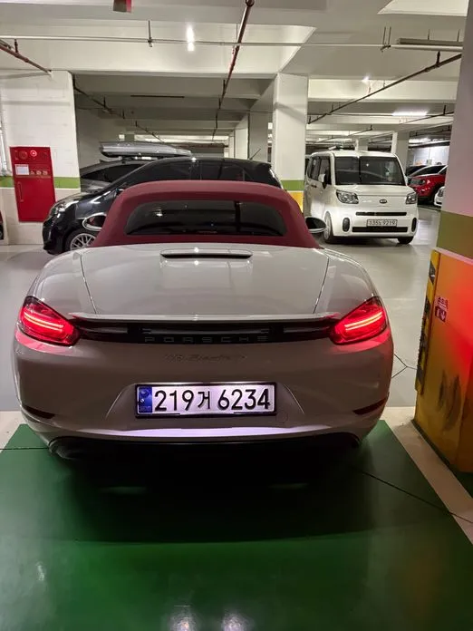 Porsche 718
