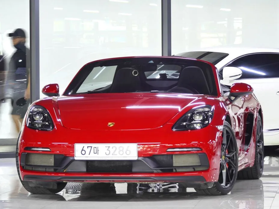 Porsche 718