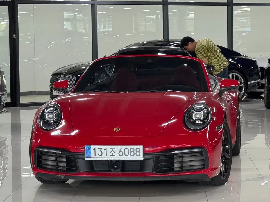 Porsche 911