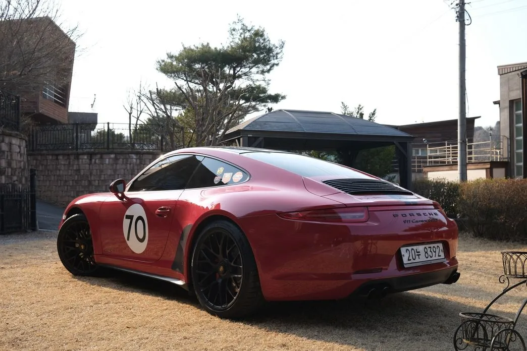 Porsche 911