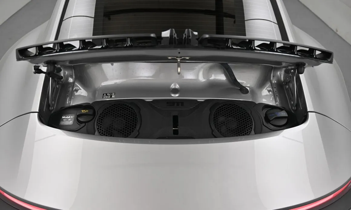 Porsche 911