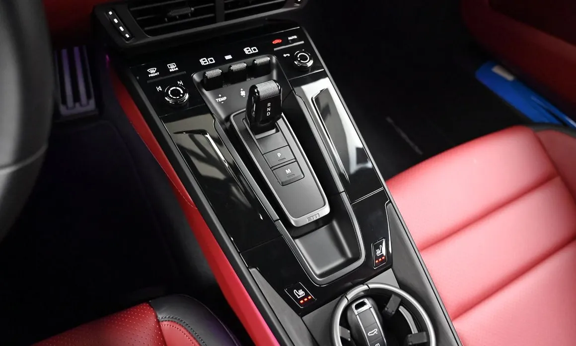 Porsche 911
