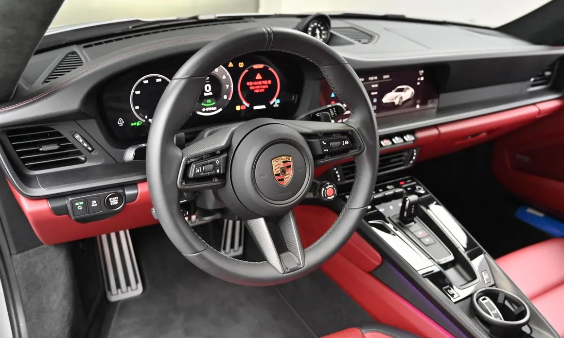 Porsche 911