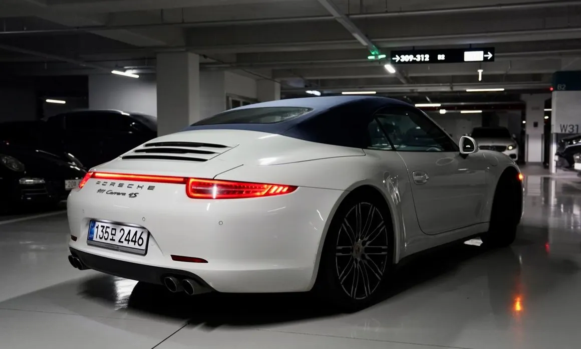Porsche 911