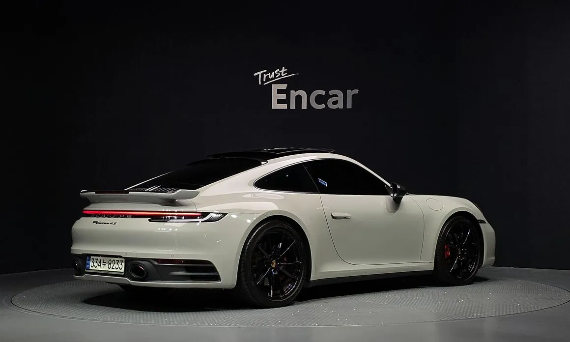 Porsche 911