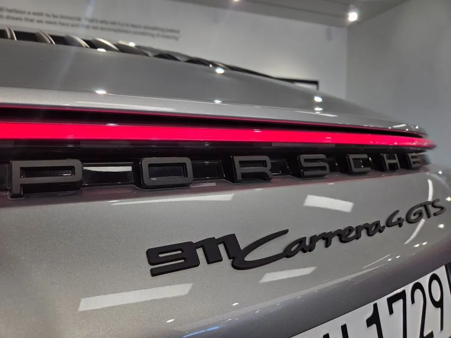 Porsche 911