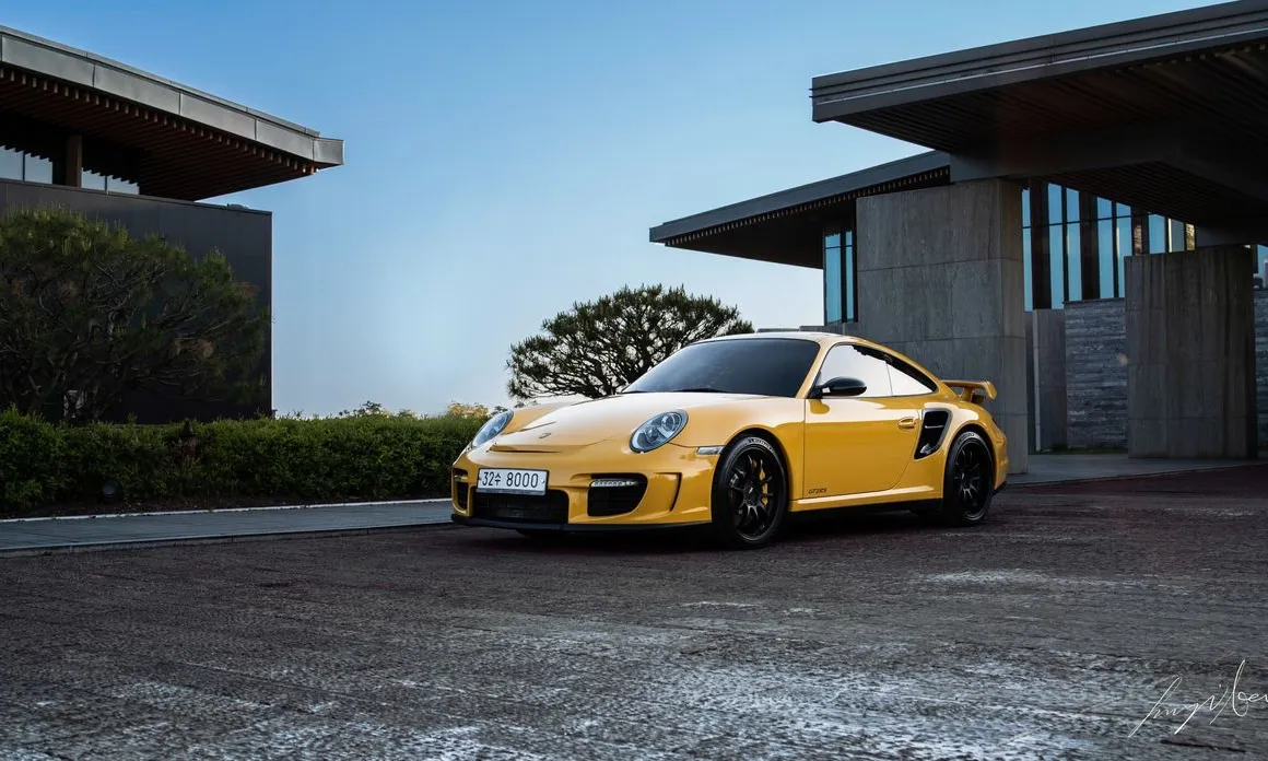 Porsche 911