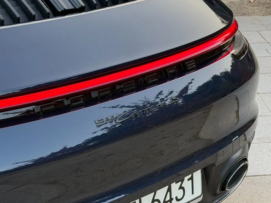 Porsche 911