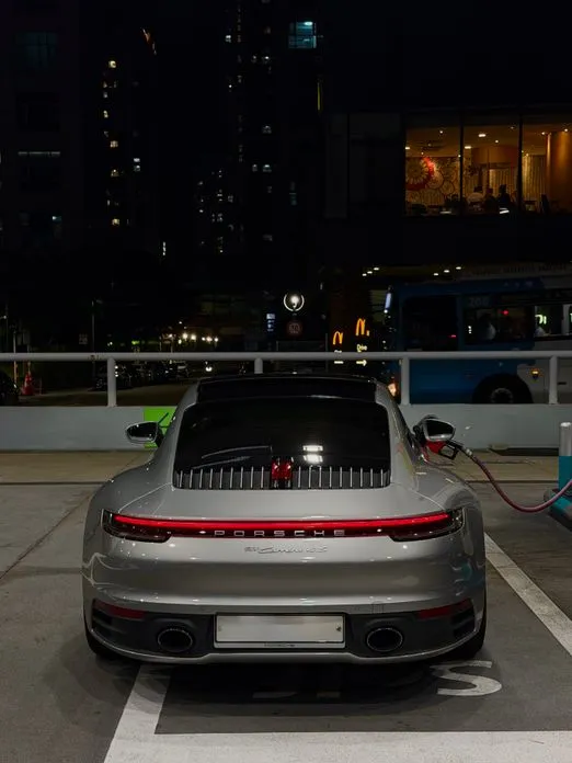 Porsche 911