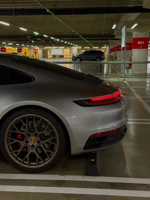 Porsche 911