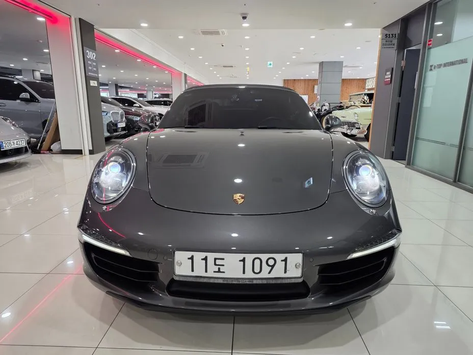 Porsche 911