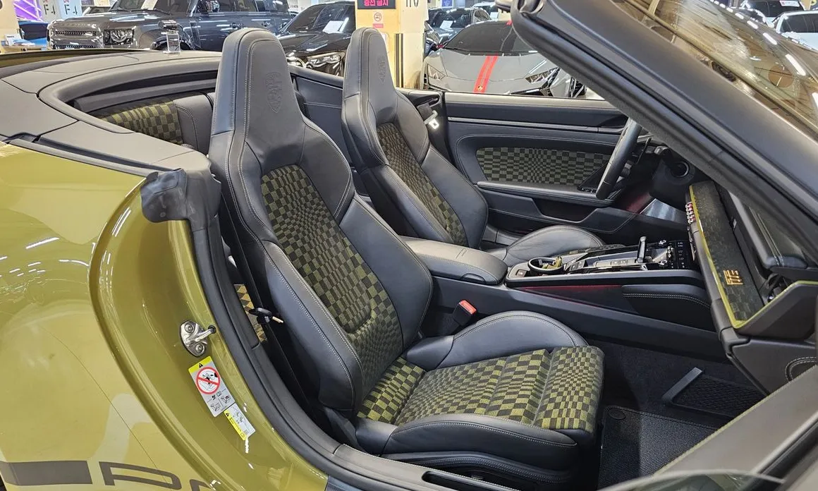 Porsche 911