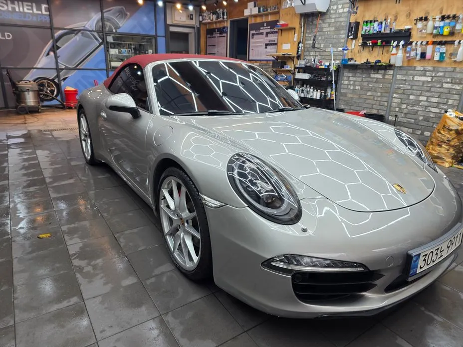 Porsche 911