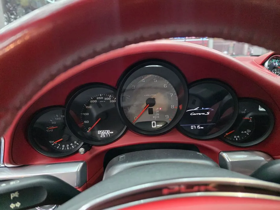 Porsche 911
