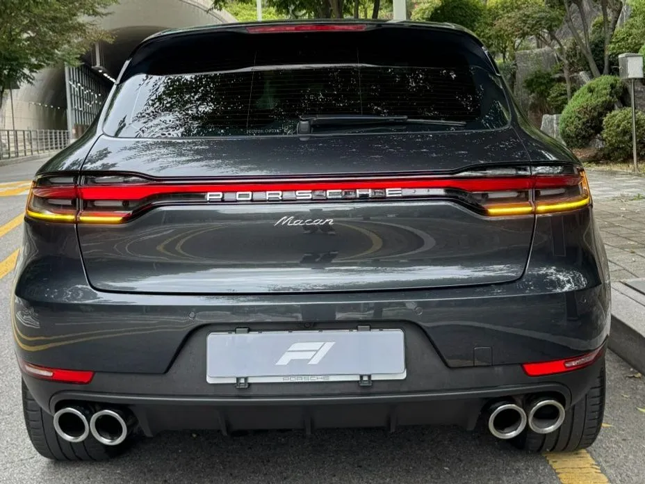 Porsche Macan