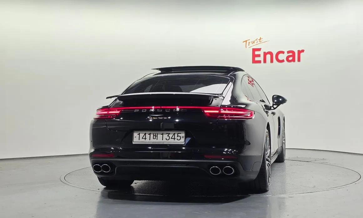 Porsche Panamera