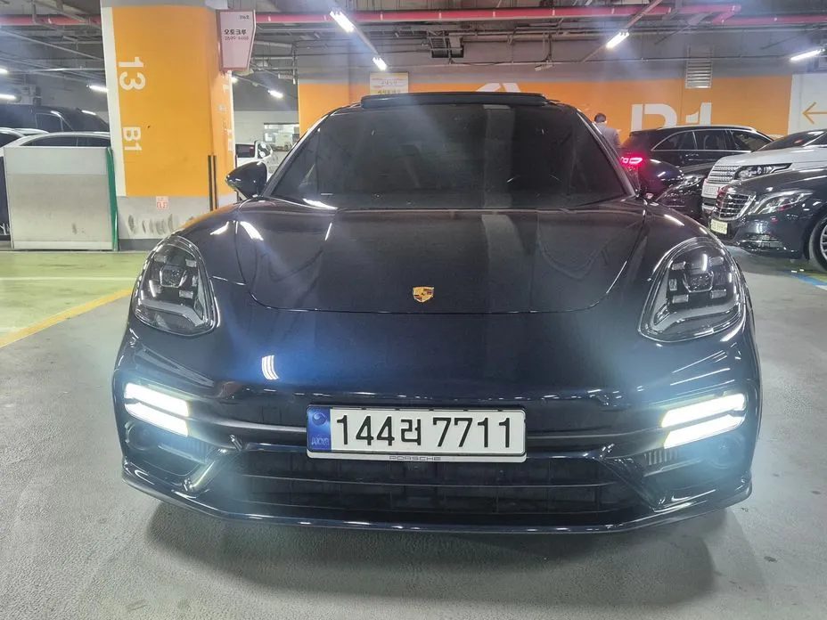 Porsche Panamera