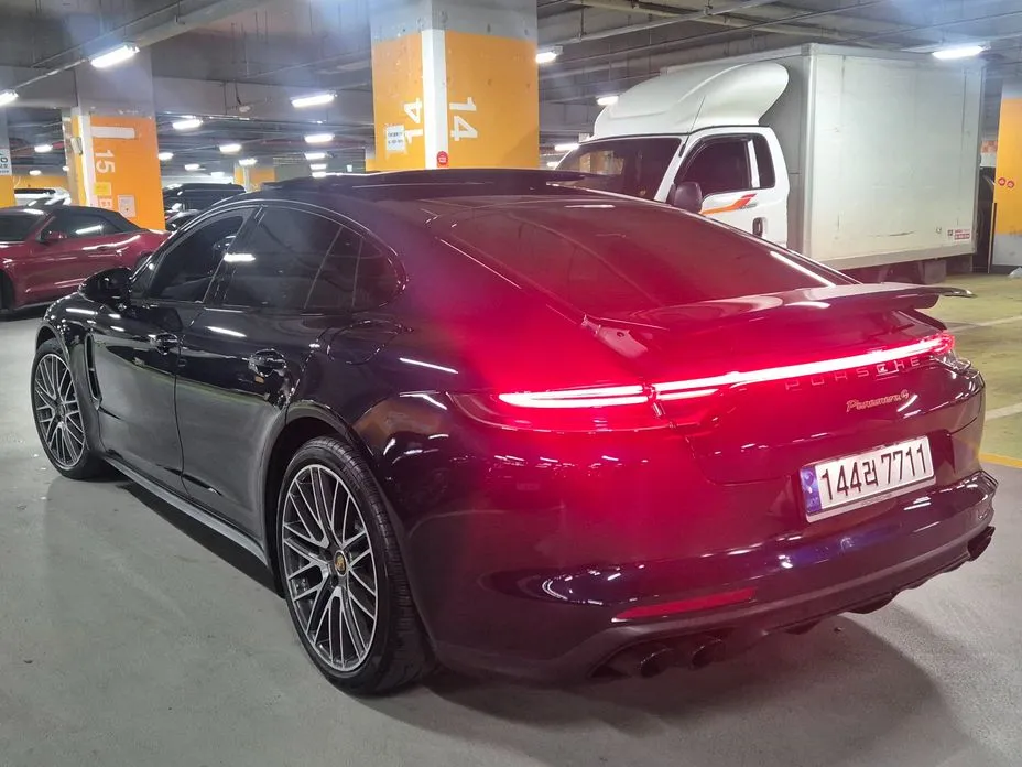 Porsche Panamera