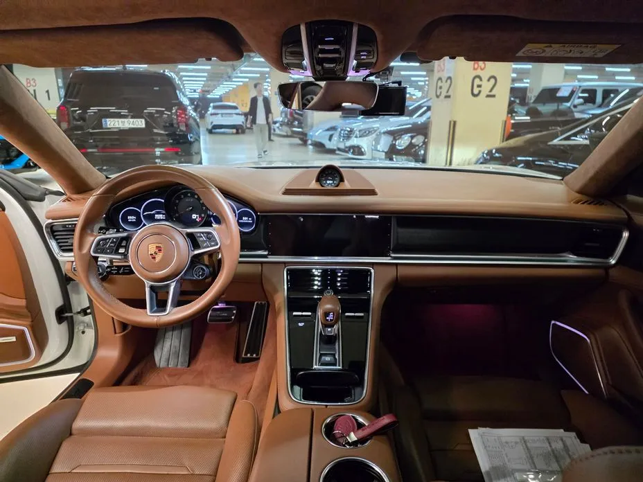 Porsche Panamera