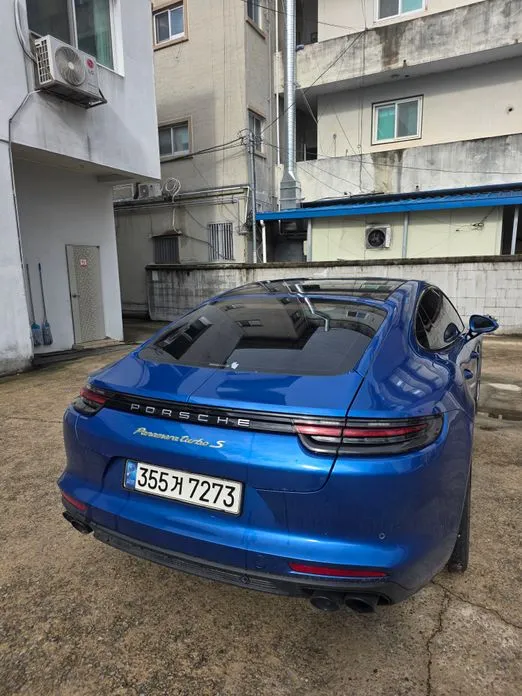 Porsche Panamera