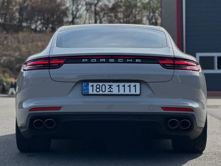Porsche Panamera