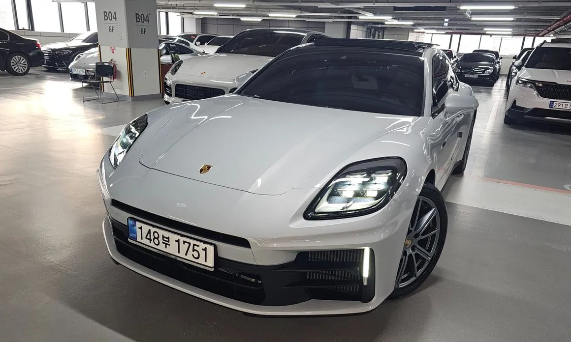 Porsche Panamera