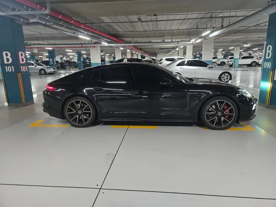 Porsche Panamera