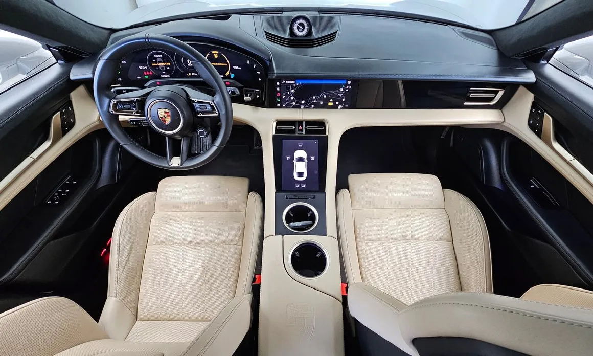 Porsche Taycan