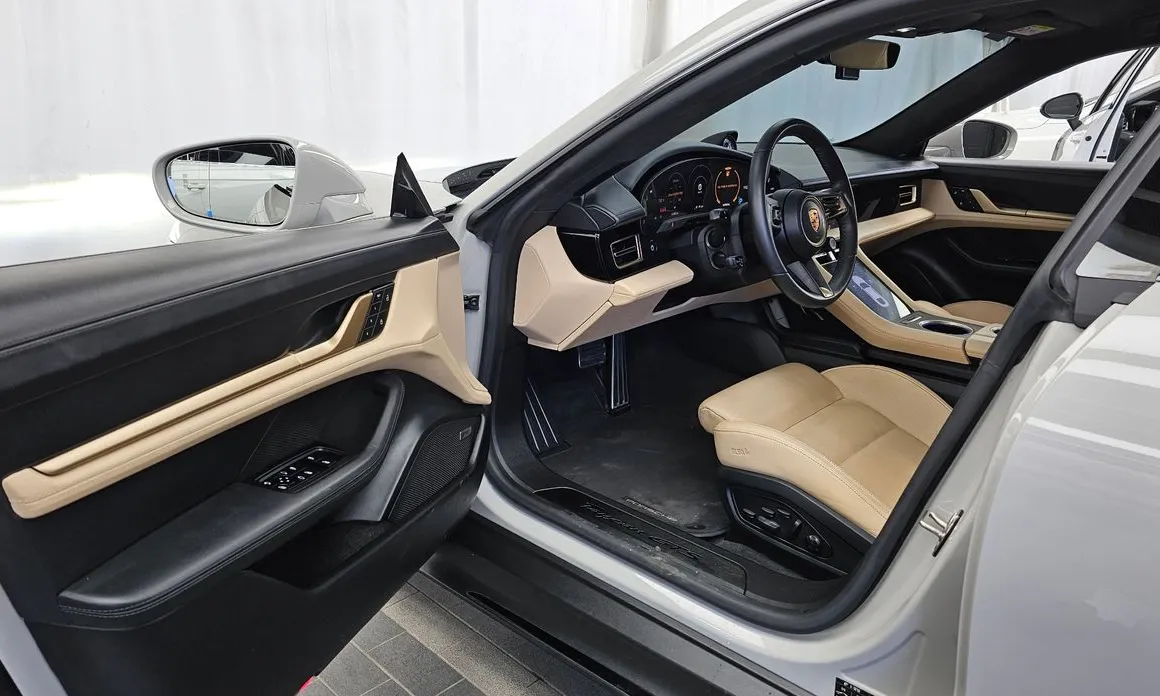 Porsche Taycan