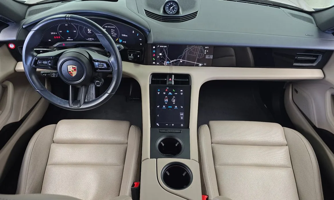 Porsche Taycan