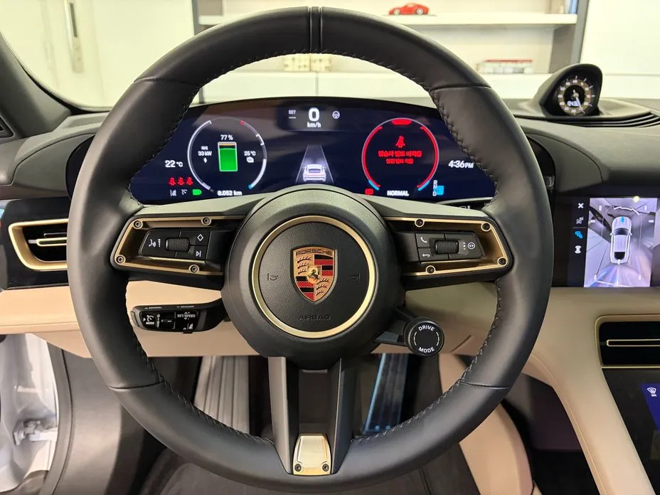 Porsche Taycan