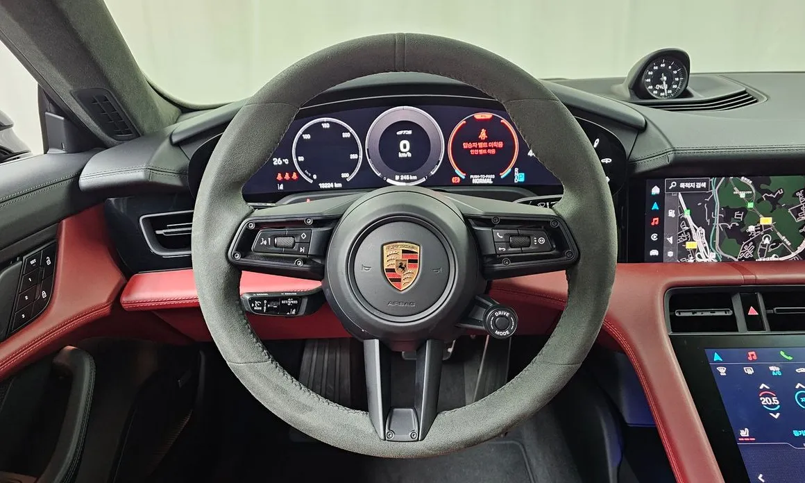 Porsche Taycan