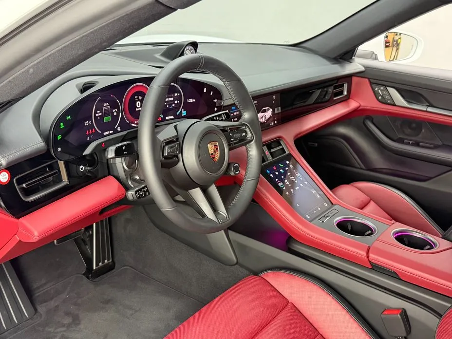Porsche Taycan