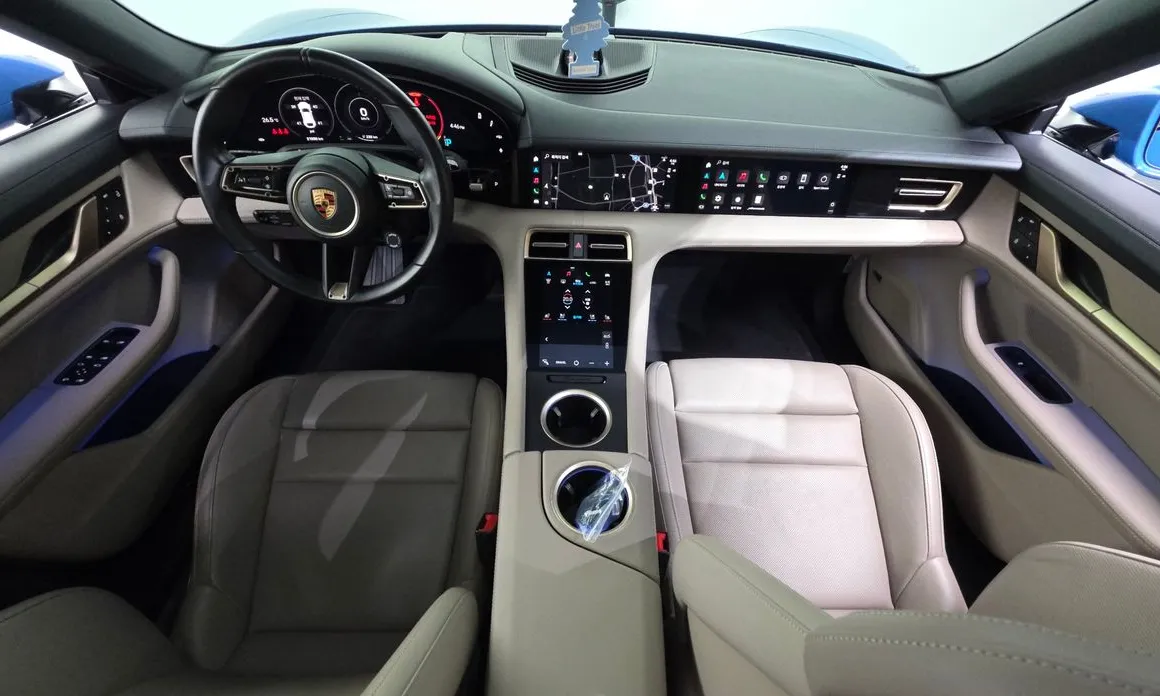 Porsche Taycan