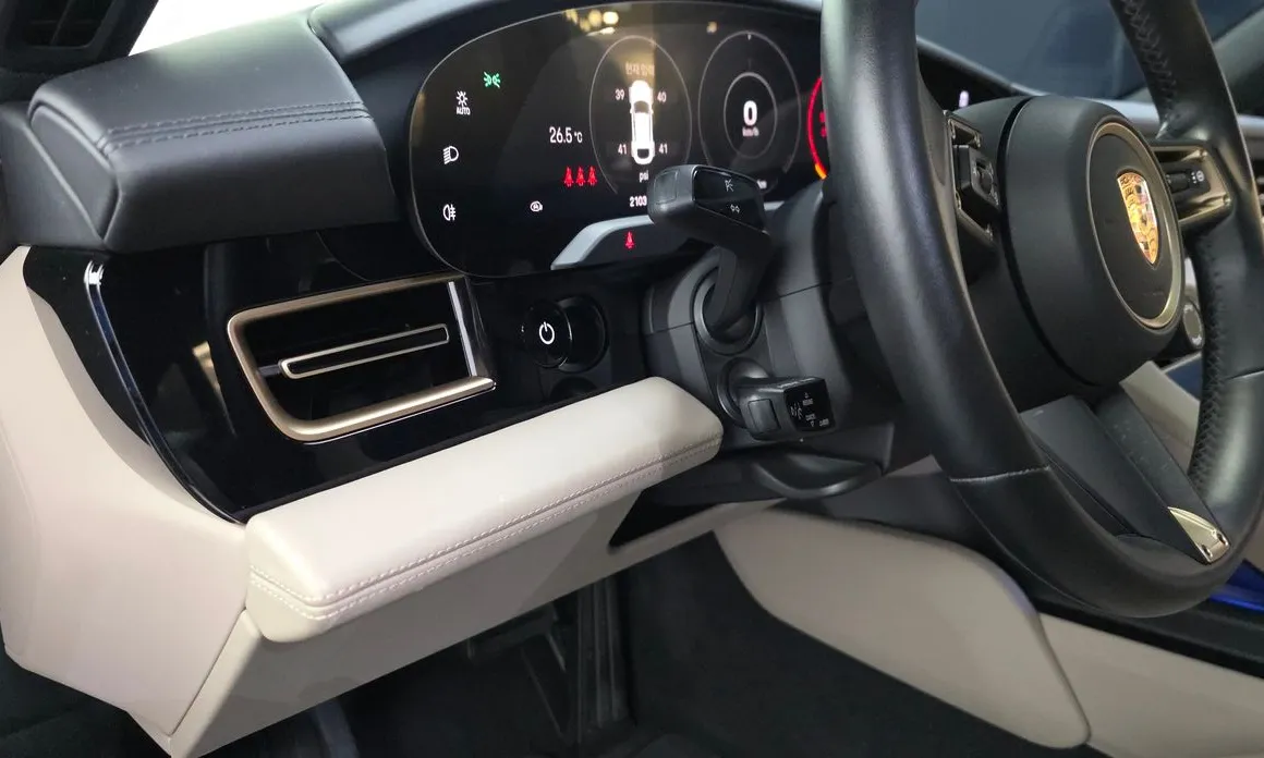 Porsche Taycan