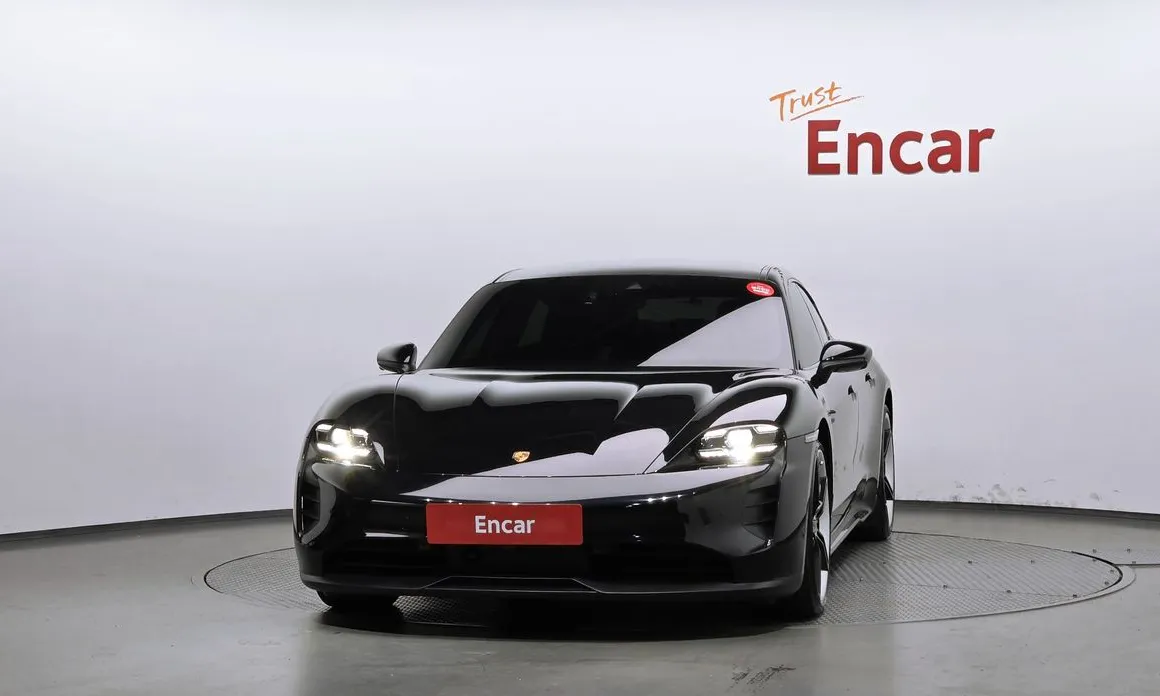 Porsche Taycan